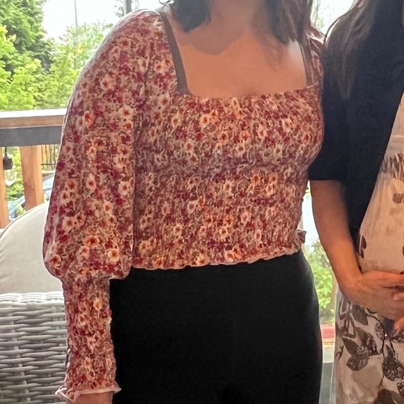 Donated: Mi ami floral crop long sleeve - Picture 4 of 4